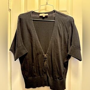 Ann Taylor Loft 3/4 sleeve with zipper
Size large
Color black